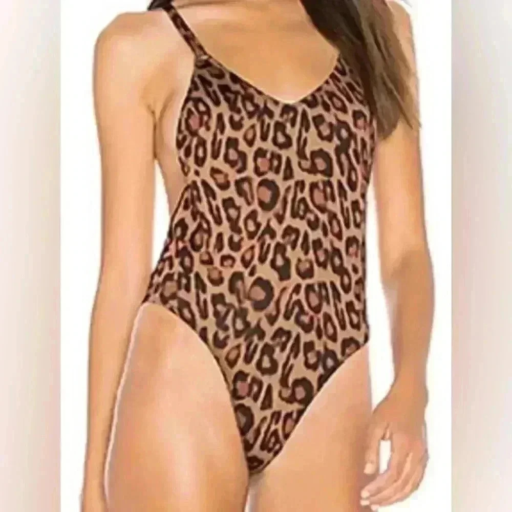 Kendall & Kylie High cut one piece cheetah print NWOT